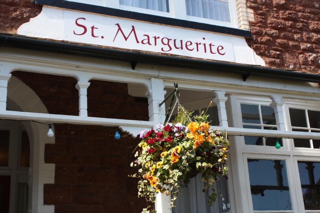 St Marguerite Bed & Breakfast Paignton Bagian luar foto