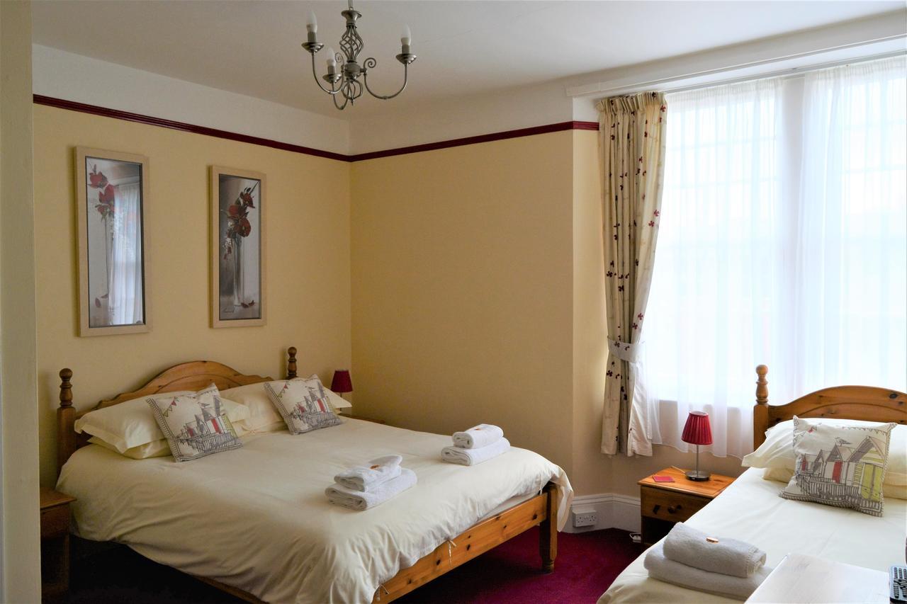 St Marguerite Bed & Breakfast Paignton Bagian luar foto