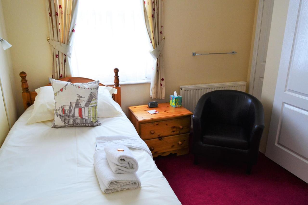 St Marguerite Bed & Breakfast Paignton Bagian luar foto